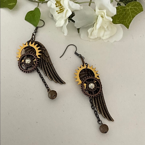 Steampunk Earrings. Angel Wings with Mechanical Gears Charms. One of a Kind - Picture 5 of 6